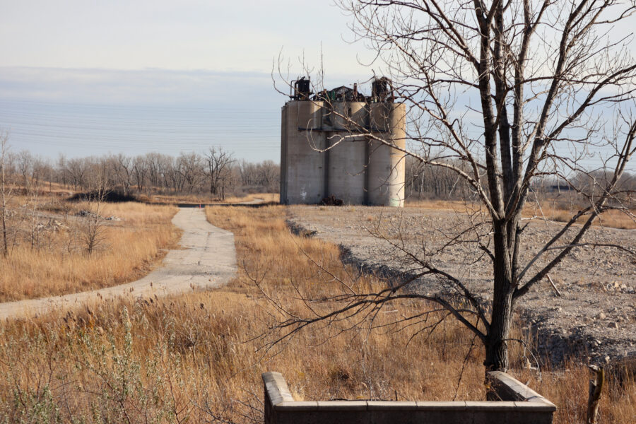 California-based Fulcrum BioEnergy wants to turn trash and plastic into jet fuel at this former cement plant in Gary, Indiana. Credit: James Bruggers/Inside Climate News