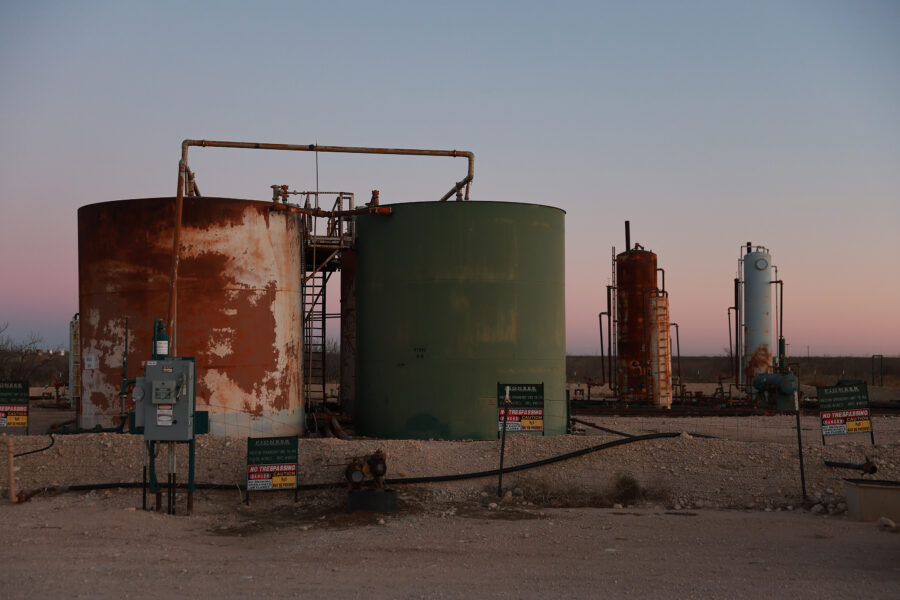 Storage tanks for wastewater and crude oil in Midland, Texas. Credit: Joe Raedle/Getty Images